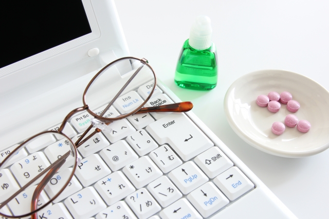 眼精疲労の原因は,,,